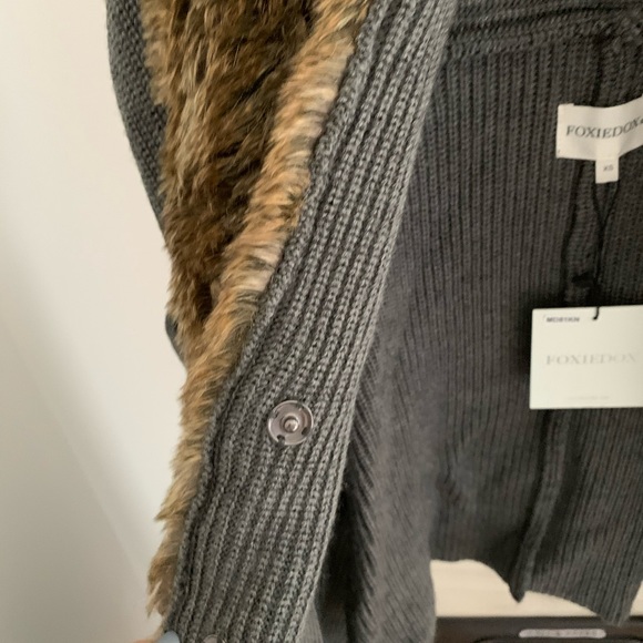 Sweater vest - Picture 5 of 9